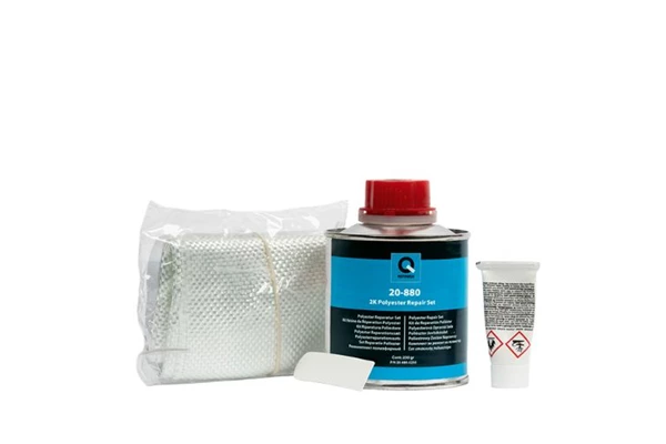 Silver automotive metal can, Q-Refinish polyester putty, blue and black horizontal label, white background, studio photography